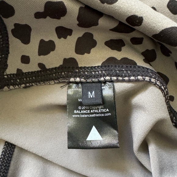 Balance Athletica (Vitality) Ascend Midnight Snow Leopard Leggings - Picture 2 of 4